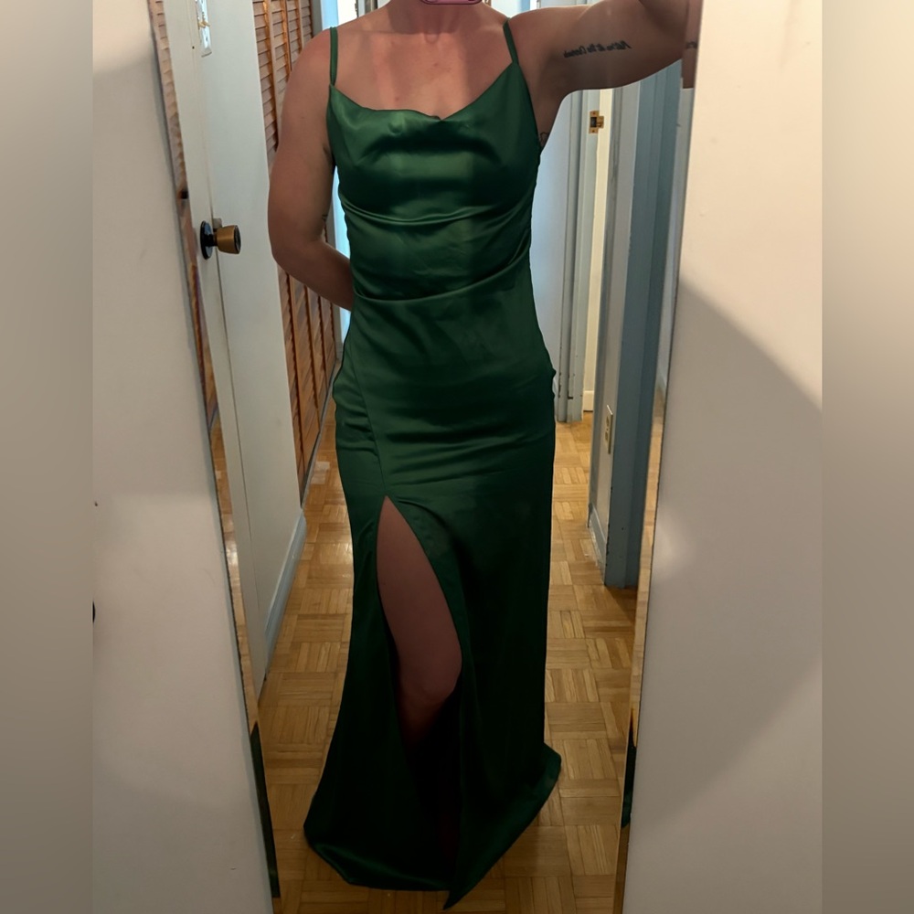 Elegant Green Satin Evening Dress